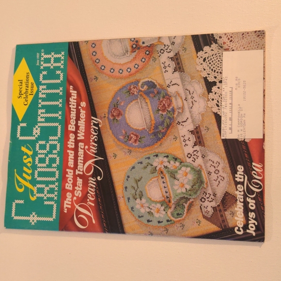 Just CrossStitch Magazine June 1997 - Picture 1 of 14